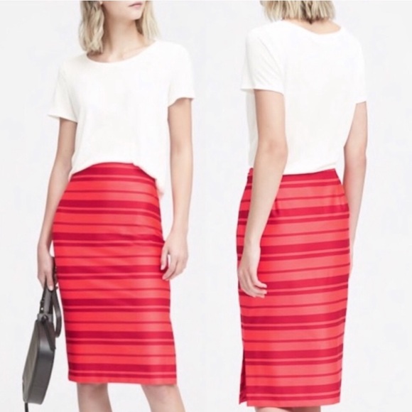Banana Republic Dresses & Skirts - NWT Banana Republic Striped Pencil Skirt SZ 4